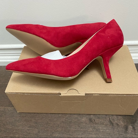 NIB Zara Red Suede Asymmetrical Heel Pumps - Picture 3 of 14